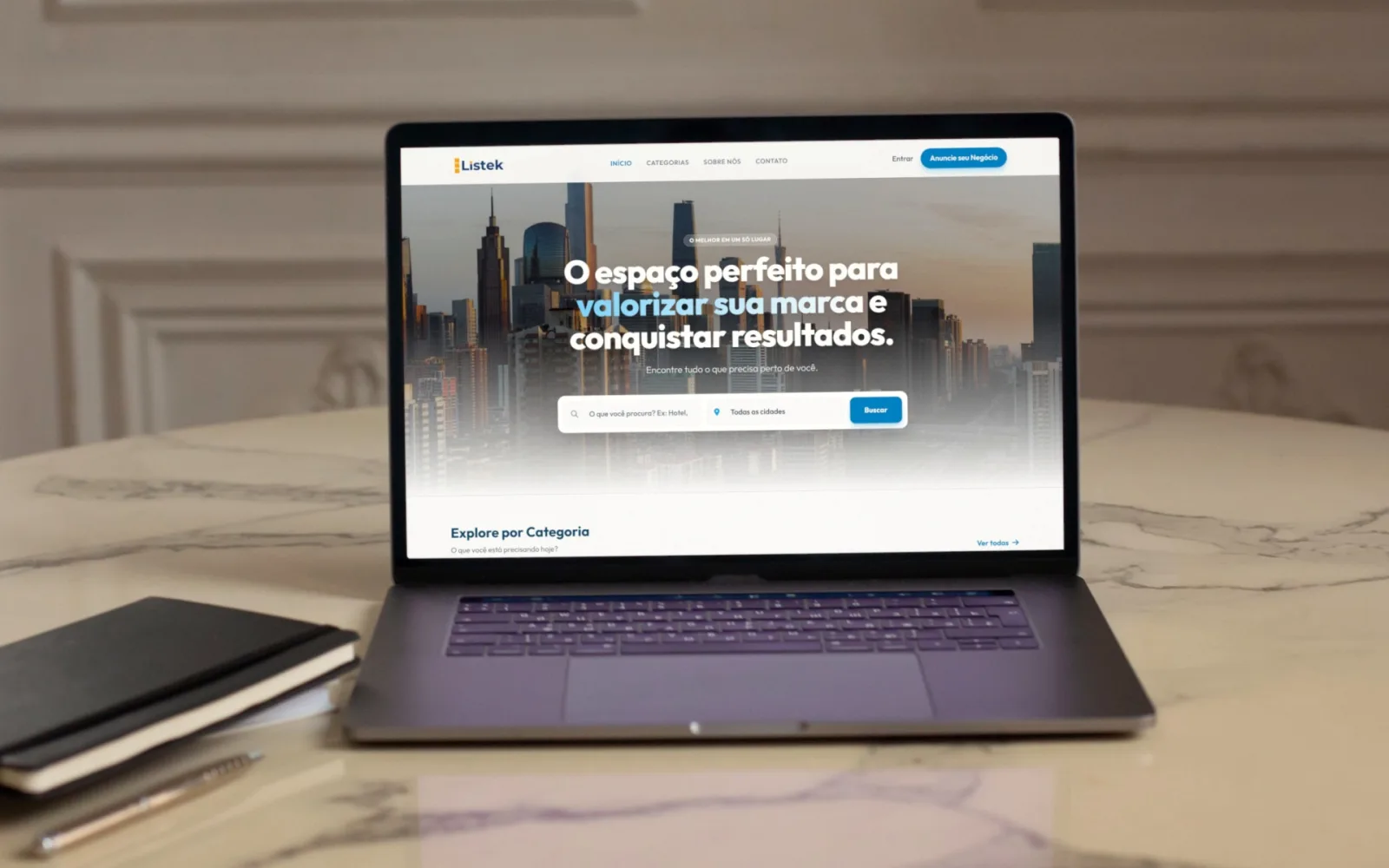 Página inicial da Listek com a busca, no notebook