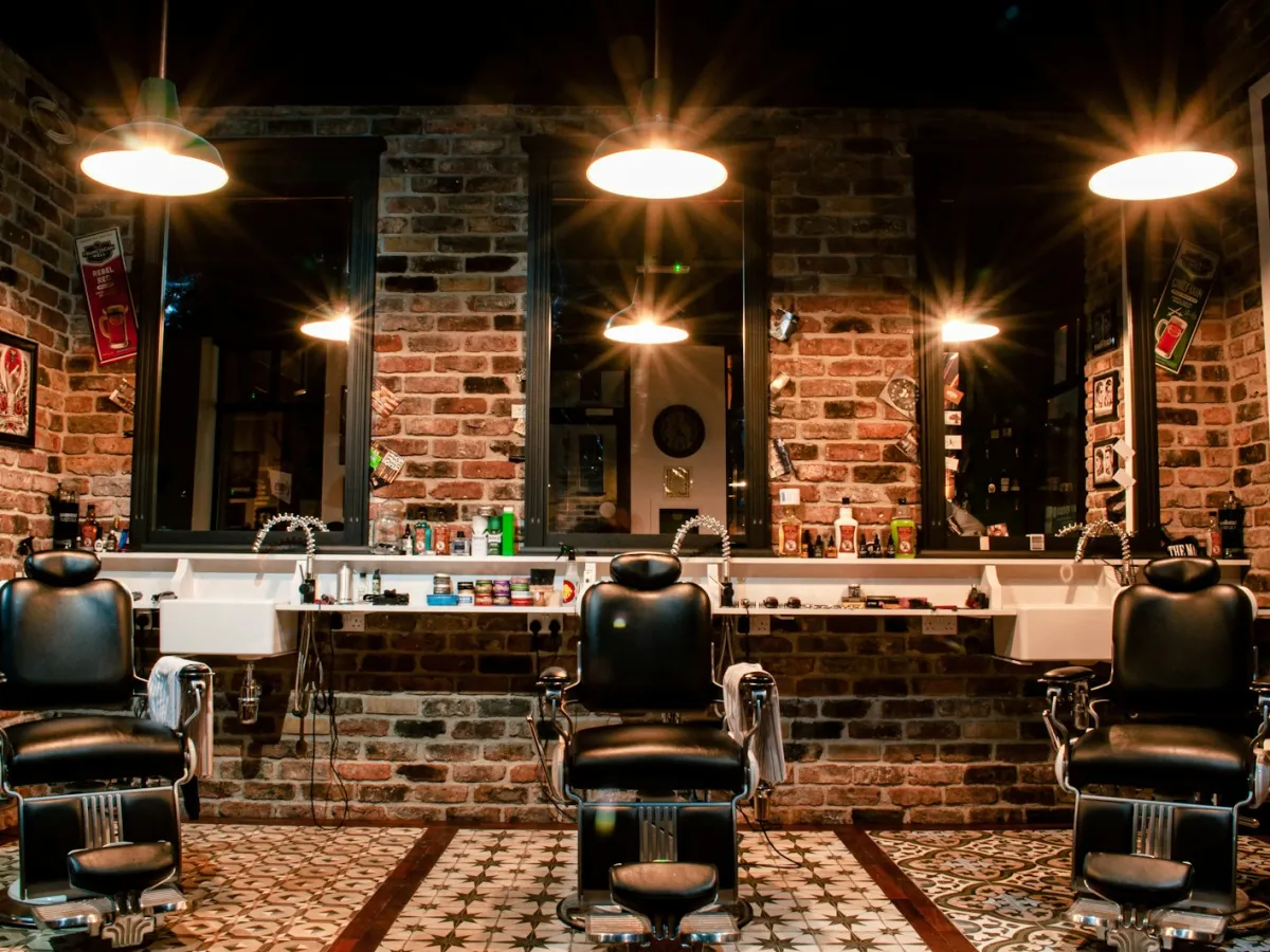 Experiência na Barbearia Navalha de Ouro